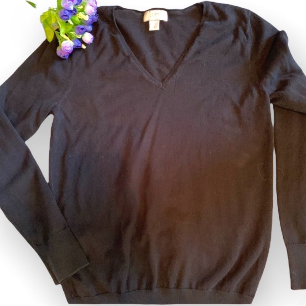 EUC Loft charcoal sweater S